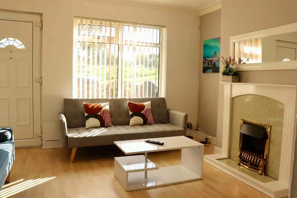 Lägenhet Stunning Guest House Free Wifi &Parking Leeds  Storbritannien